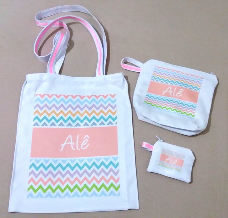 Kit Sacola, necessaire e moedeira.